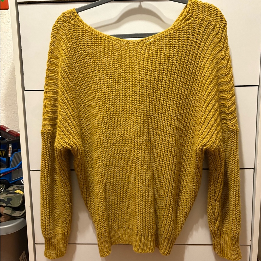 Women’s Sweater